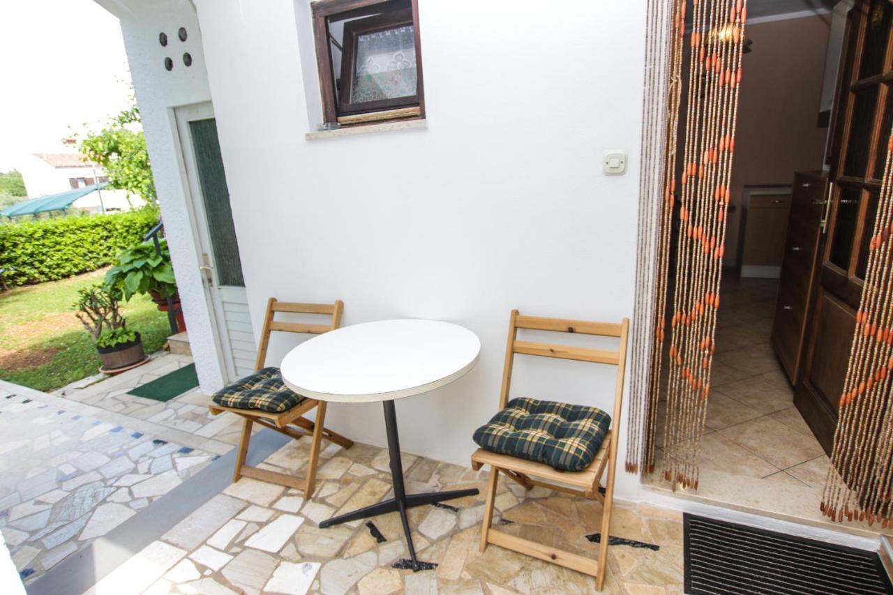 Apartments Dario Poreč Exterior foto